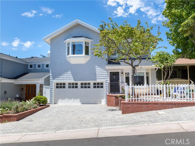 2713 Oak Avenue, Manhattan Beach, California 90266, 4 Bedrooms Bedrooms, ,2 BathroomsBathrooms,Residential,Sold,Oak,SB19125153