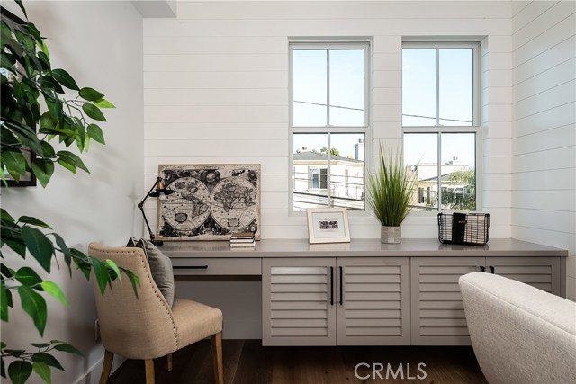 913 5th Street, Hermosa Beach, California 90254, 4 Bedrooms Bedrooms, ,3 BathroomsBathrooms,Residential,Sold,5th,SB19171700