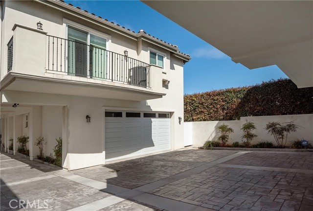 2606 Voorhees Avenue, Redondo Beach, California 90278, 3 Bedrooms Bedrooms, ,4 BathroomsBathrooms,Residential,Sold,Voorhees,SB21053796