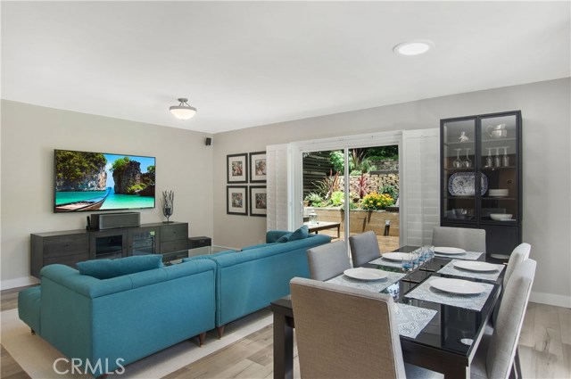 326 Prospect Avenue, Redondo Beach, California 90277, 3 Bedrooms Bedrooms, ,2 BathroomsBathrooms,Residential,Sold,Prospect,SB19130167