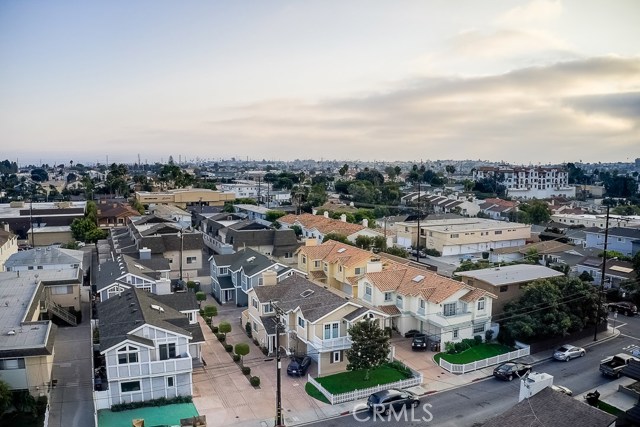 2104 Nelson Avenue, Redondo Beach, California 90278, 4 Bedrooms Bedrooms, ,3 BathroomsBathrooms,Residential,Sold,Nelson,SB20211994
