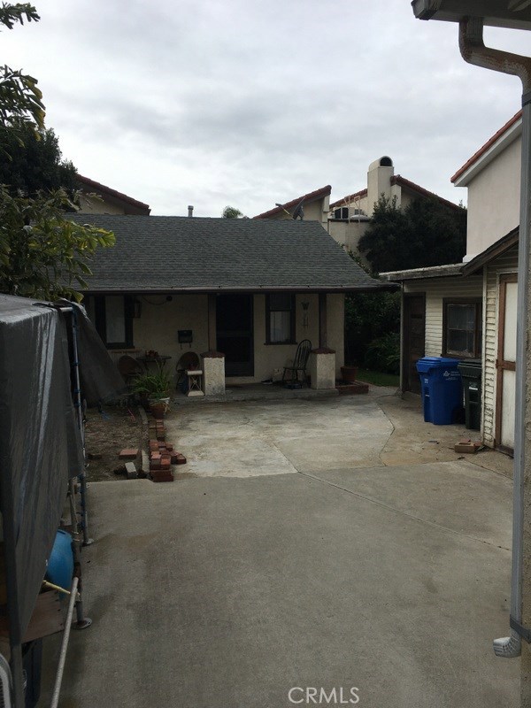 411 Elena Avenue, Redondo Beach, California 90277, ,Residential Income,Sold,Elena,SB21015841