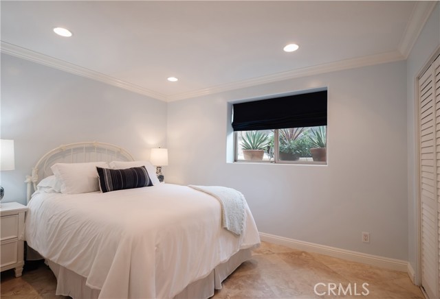 807 20th Street, Hermosa Beach, California 90254, 4 Bedrooms Bedrooms, ,3 BathroomsBathrooms,Residential,Sold,20th,SB21047134