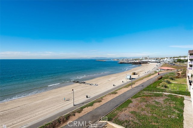 531 Esplanade, Redondo Beach, California 90277, 2 Bedrooms Bedrooms, ,2 BathroomsBathrooms,Residential,Sold,Esplanade,SB18285954