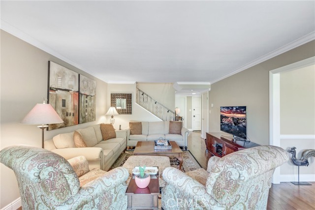 25 Via Granada, Rolling Hills Estates, California 90274, 3 Bedrooms Bedrooms, ,2 BathroomsBathrooms,Residential,Sold,Via Granada,TR21114102