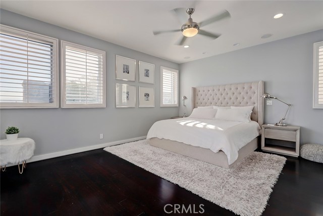 2804 Highland Avenue, Manhattan Beach, California 90266, 4 Bedrooms Bedrooms, ,3 BathroomsBathrooms,Residential,Sold,Highland,SB20147687