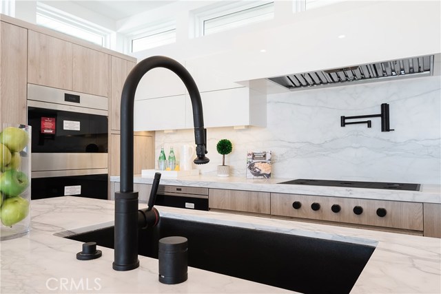 705 Crest Drive, Manhattan Beach, California 90266, 5 Bedrooms Bedrooms, ,2 BathroomsBathrooms,Residential,Sold,Crest,SB20098855