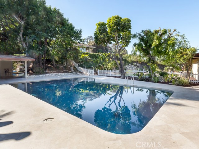 27838 Palos Verdes Drive, Rancho Palos Verdes, California 90275, 6 Bedrooms Bedrooms, ,3 BathroomsBathrooms,Residential,Sold,Palos Verdes,SB17138262