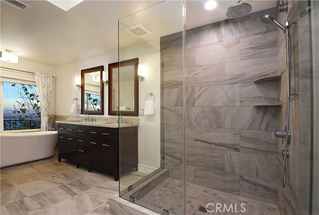 4 Chaparral Lane, Rancho Palos Verdes, California 90275, 4 Bedrooms Bedrooms, ,4 BathroomsBathrooms,Residential,Sold,Chaparral,PV19268082