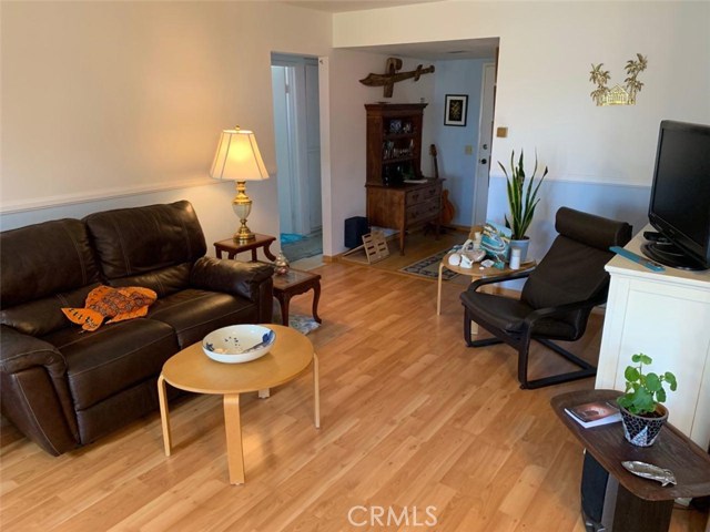 279 San Dimas Avenue