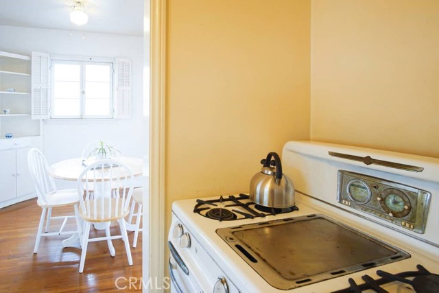 1613 Highland Avenue, Manhattan Beach, California 90266, 2 Bedrooms Bedrooms, ,2 BathroomsBathrooms,Residential,Sold,Highland,SB19231626