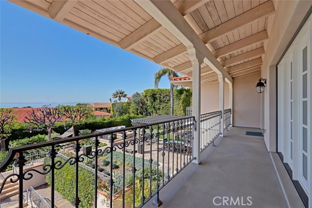 1505 Via Fernandez, Palos Verdes Estates, California 90274, 6 Bedrooms Bedrooms, ,4 BathroomsBathrooms,Residential,Sold,Via Fernandez,PV18085592