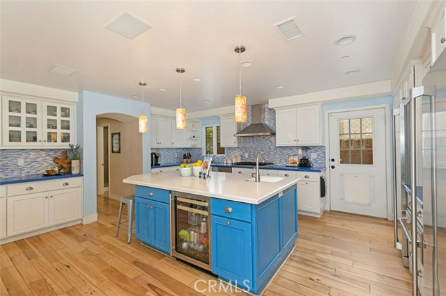 825 Anita Street, Redondo Beach, California 90278, 4 Bedrooms Bedrooms, ,3 BathroomsBathrooms,Residential,Sold,Anita,SB19217059