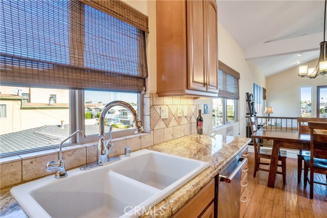 1605 Stanford Avenue, Redondo Beach, California 90278, 5 Bedrooms Bedrooms, ,3 BathroomsBathrooms,Residential,Sold,Stanford,SB19237722