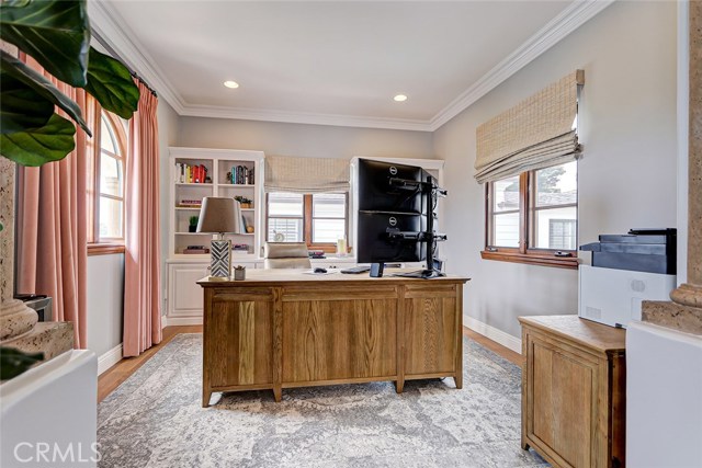 1406 Laurel Avenue, Manhattan Beach, California 90266, 5 Bedrooms Bedrooms, ,5 BathroomsBathrooms,Residential,Sold,Laurel,SB21049617