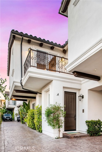 2204 Bataan Road, Redondo Beach, California 90278, 4 Bedrooms Bedrooms, ,4 BathroomsBathrooms,Residential,Sold,Bataan,SB21148388