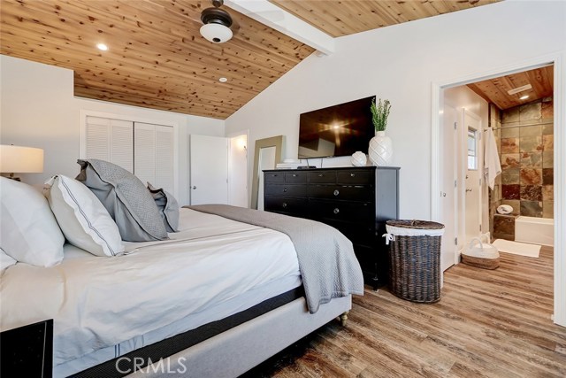 2101 Chestnut Avenue, Manhattan Beach, California 90266, 3 Bedrooms Bedrooms, ,2 BathroomsBathrooms,Residential,Sold,Chestnut,SB20213029