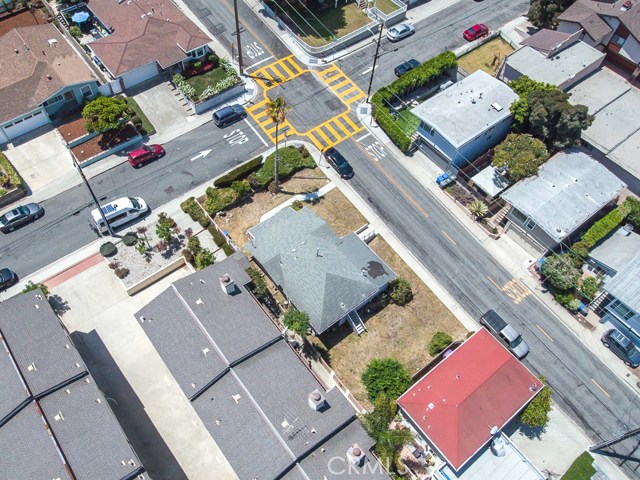 2101 Rockefeller Lane, Redondo Beach, California 90278, 2 Bedrooms Bedrooms, ,1 BathroomBathrooms,Residential,Sold,Rockefeller,SB19174317