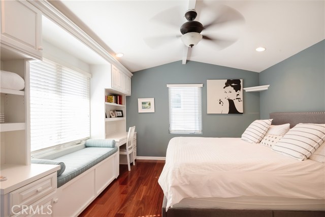 569 31st Street, Manhattan Beach, California 90266, 5 Bedrooms Bedrooms, ,3 BathroomsBathrooms,Residential,Sold,31st,SB20164744