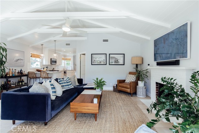 2801 Valley Drive, Manhattan Beach, California 90266, 2 Bedrooms Bedrooms, ,1 BathroomBathrooms,Residential,Sold,Valley,SB21130648