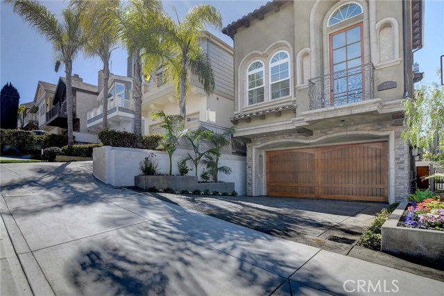 1725 Ford Avenue, Redondo Beach, California 90278, 4 Bedrooms Bedrooms, ,3 BathroomsBathrooms,Residential,Sold,Ford,SB19053442