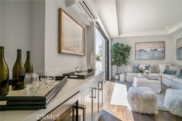 301 20th Street, Manhattan Beach, California 90266, 4 Bedrooms Bedrooms, ,5 BathroomsBathrooms,Residential,Sold,20th,SB19211056