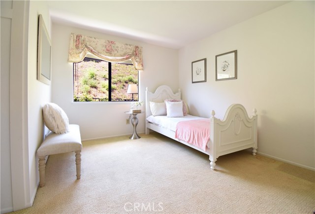 Upstairs bedroom 4 Upstairs bedroom 4