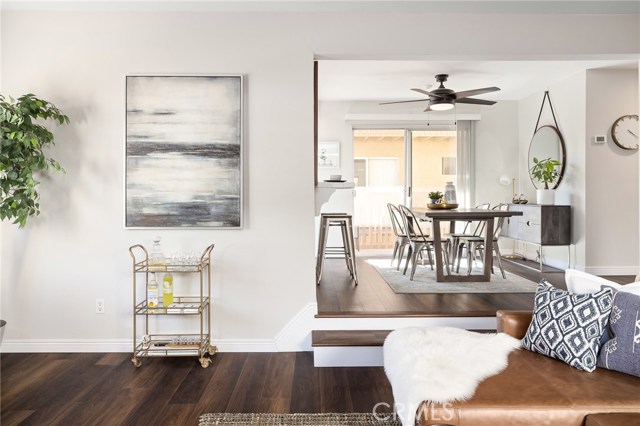 2701 Voorhees Avenue, Redondo Beach, California 90278, 2 Bedrooms Bedrooms, ,2 BathroomsBathrooms,Residential,Sold,Voorhees,SB20156888