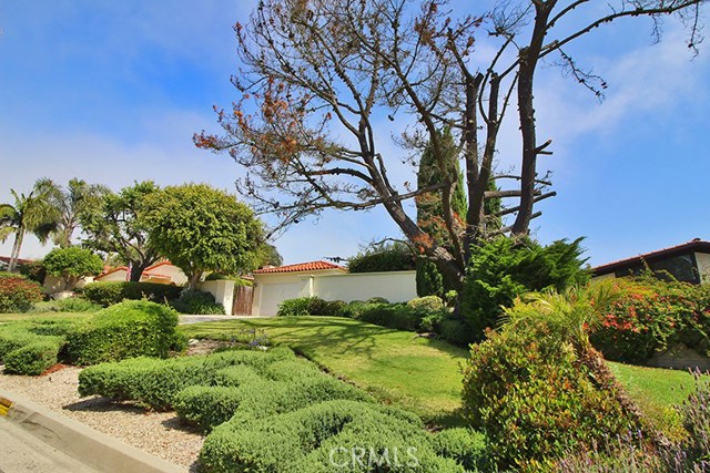 1517 Granvia Altamira, Palos Verdes Estates, California 90274, 3 Bedrooms Bedrooms, ,1 BathroomBathrooms,Residential,Sold,Granvia Altamira,PW17125884