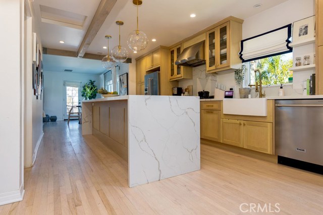 3617 Elm Avenue, Manhattan Beach, California 90266, 3 Bedrooms Bedrooms, ,2 BathroomsBathrooms,Residential,Sold,Elm,SB20086428