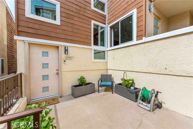 4222 Ocean Drive, Manhattan Beach, California 90266, 2 Bedrooms Bedrooms, ,2 BathroomsBathrooms,Residential,Sold,Ocean,SB20168937