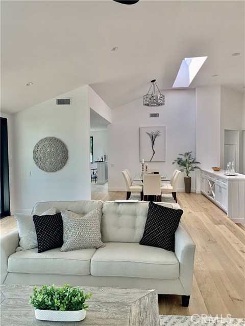 28926 Indian Valley Road, Rancho Palos Verdes, California 90275, 4 Bedrooms Bedrooms, ,3 BathroomsBathrooms,Residential,Sold,Indian Valley,PV20176146