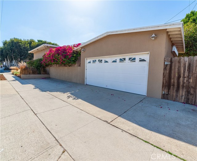 1221 Shelley Street, Manhattan Beach, California 90266, 3 Bedrooms Bedrooms, ,2 BathroomsBathrooms,Residential,Sold,Shelley,SB19239622