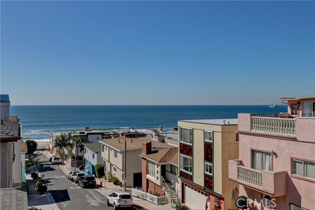 2221 Highland Avenue, Manhattan Beach, California 90266, 3 Bedrooms Bedrooms, ,2 BathroomsBathrooms,Residential,Sold,Highland,SB19034779