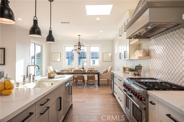 913 5th Street, Hermosa Beach, California 90254, 4 Bedrooms Bedrooms, ,3 BathroomsBathrooms,Residential,Sold,5th,SB19171700