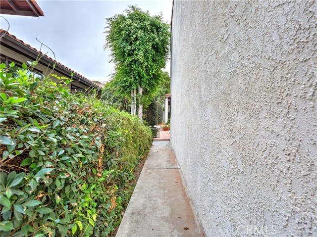 1713 Dalton Road, Palos Verdes Estates, California 90274, 5 Bedrooms Bedrooms, ,1 BathroomBathrooms,Residential,Sold,Dalton,PV17244929