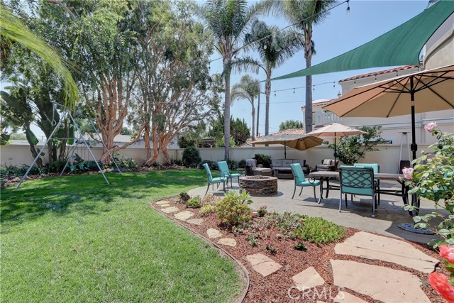 1806 9th Street, Manhattan Beach, California 90266, 5 Bedrooms Bedrooms, ,4 BathroomsBathrooms,Residential,Sold,9th,SB20172903