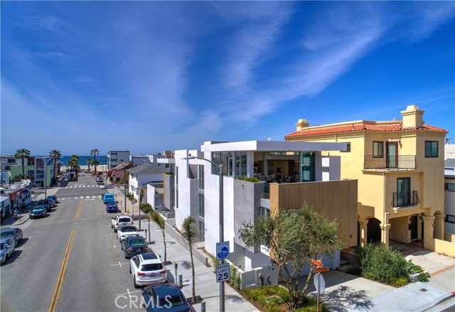 121 2nd Street, Hermosa Beach, California 90254, 4 Bedrooms Bedrooms, ,4 BathroomsBathrooms,Residential,Sold,2nd,SB19073415