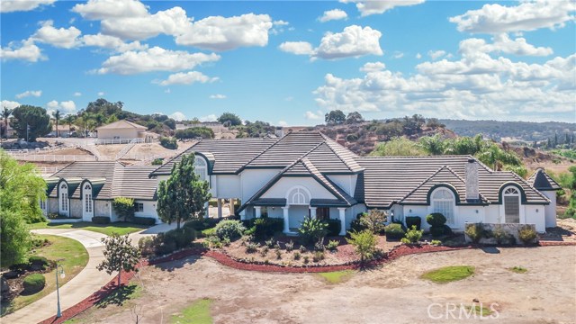 Photo of 40575 Avenida La Cresta, Murrieta, CA 92562