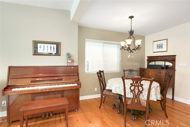 429 Bayview Drive, Hermosa Beach, California 90254, 3 Bedrooms Bedrooms, ,3 BathroomsBathrooms,Residential,Sold,Bayview,SB18034474