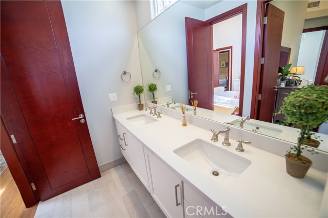 2110 Ernest Avenue, Redondo Beach, California 90278, 4 Bedrooms Bedrooms, ,3 BathroomsBathrooms,Residential,Sold,Ernest,SB18147464