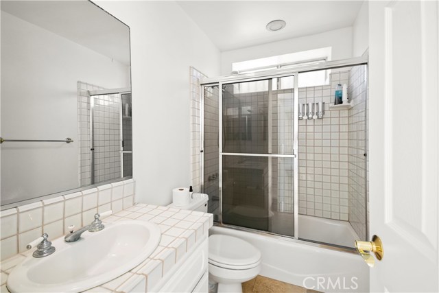 1924 Gates Avenue, Redondo Beach, California 90278, 4 Bedrooms Bedrooms, ,2 BathroomsBathrooms,Residential,Sold,Gates,PV20227378
