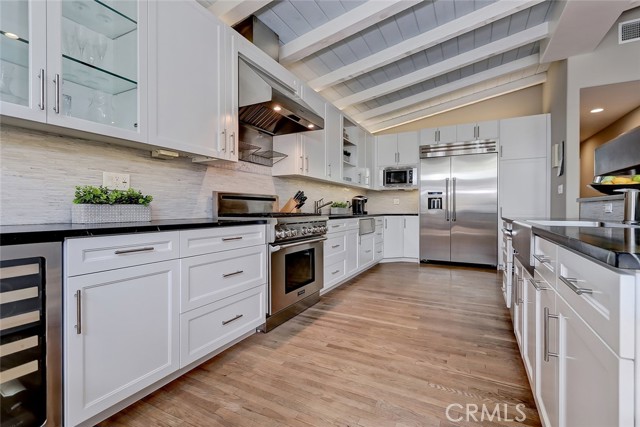 2317 Elm Avenue, Manhattan Beach, California 90266, 4 Bedrooms Bedrooms, ,3 BathroomsBathrooms,Residential,Sold,Elm,SB21152627