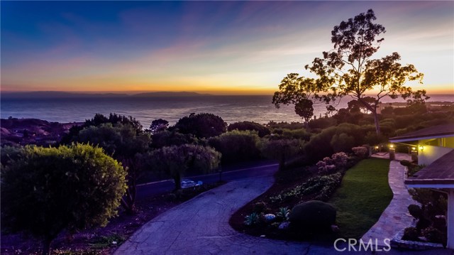 3 Cinnamon Lane, Rancho Palos Verdes, California 90275, 4 Bedrooms Bedrooms, ,3 BathroomsBathrooms,Residential,Sold,Cinnamon,PV18009862