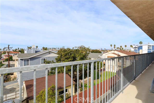 538 Avenue A, Redondo Beach, California 90277, 1 Bedroom Bedrooms, ,1 BathroomBathrooms,Residential,Sold,Avenue A,PV17276475