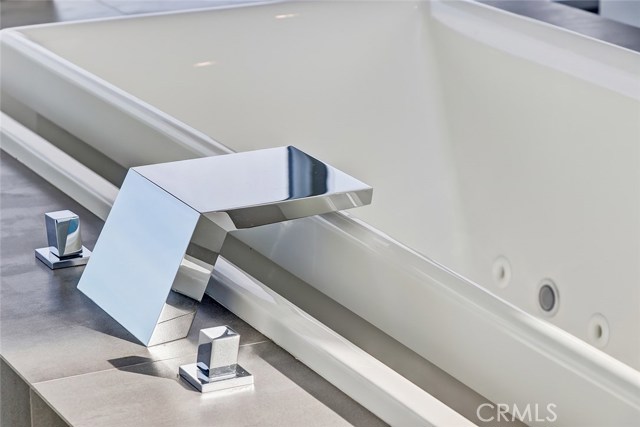 2822 Colt Road, Rancho Palos Verdes, California 90275, 5 Bedrooms Bedrooms, ,7 BathroomsBathrooms,Residential,Sold,Colt,SB19018833