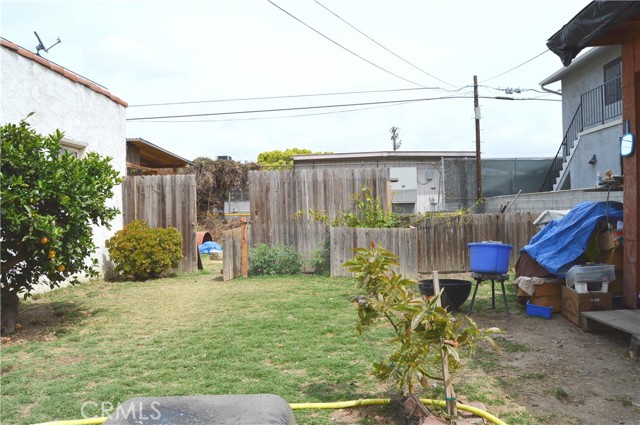 2 Bed Home for Sale in Hawthorne, California