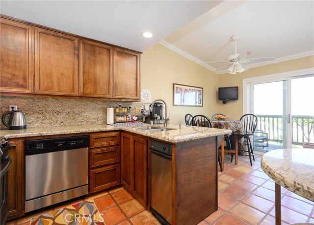15 Oaktree Lane, Rolling Hills Estates, California 90274, 3 Bedrooms Bedrooms, ,1 BathroomBathrooms,Residential,Sold,Oaktree,PV19262443