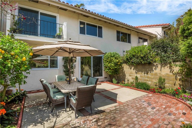39 via Granada, Rolling Hills Estates, California 90274, 3 Bedrooms Bedrooms, ,1 BathroomBathrooms,Residential,Sold,via Granada,PV18086696