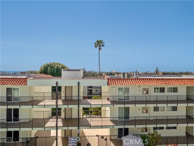 1720 Ardmore Avenue, Hermosa Beach, California 90254, 1 Bedroom Bedrooms, ,1 BathroomBathrooms,Residential,Sold,Ardmore,SB20071504